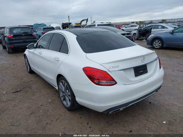 55SWF4JB1JU237940 Mercedes-Benz C 300