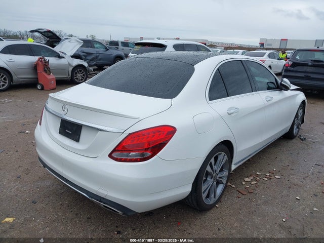 55SWF4JB1JU237940 Mercedes-Benz C 300