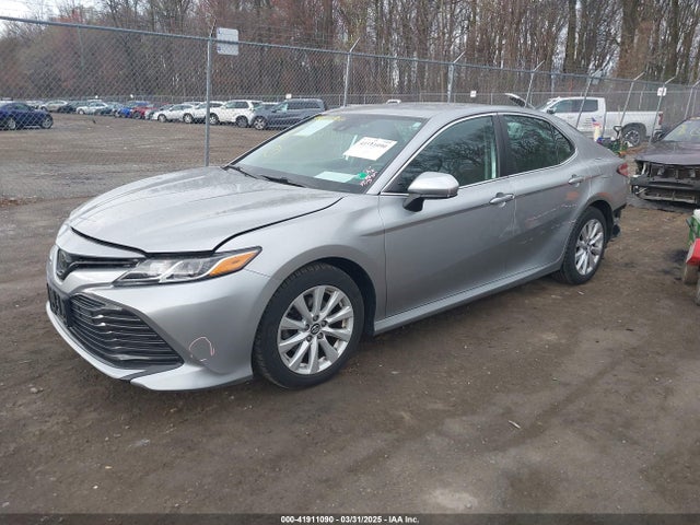 4T1B11HK9KU851075 Toyota CAMRY LE