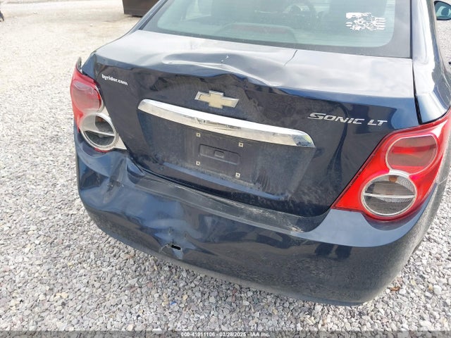 1G1JC5SH2F4114880 Chevrolet Sonic Lt Auto