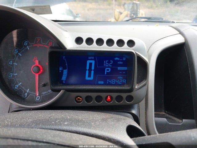 1G1JC5SH2F4114880 Chevrolet Sonic Lt Auto