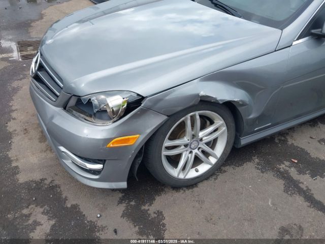 WDDGF8AB5ER318166 Mercedes-Benz C 300 Luxury 4matic/sport 4matic