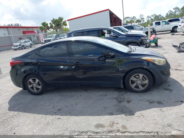KMHDH4AE7FU385081 Hyundai ELANTRA SE