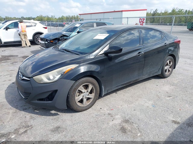 KMHDH4AE7FU385081 Hyundai ELANTRA SE