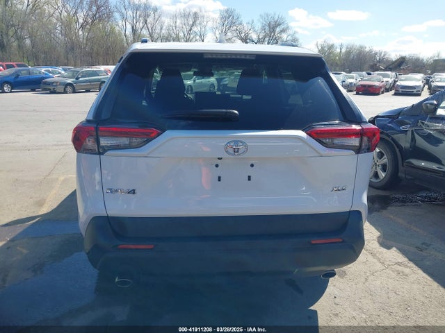 Toyota Rav4 Xle 2024 2T3W1RFV5RW328327 Image 17