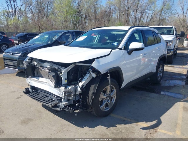 Toyota Rav4 Xle 2024 2T3W1RFV5RW328327 Image 2