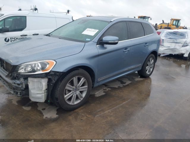 2017 VOLVO XC60 YV440MDU4H2156934 Photo 1
