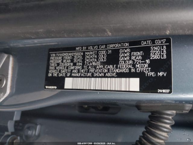 2017 VOLVO XC60 YV440MDU4H2156934 Photo 8