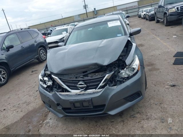 1N4AL3AP1JC227423 Nissan Altima 2.5 S