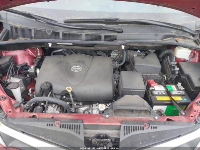 5TDKZ3DC6LS074531 Toyota SIENNA LE