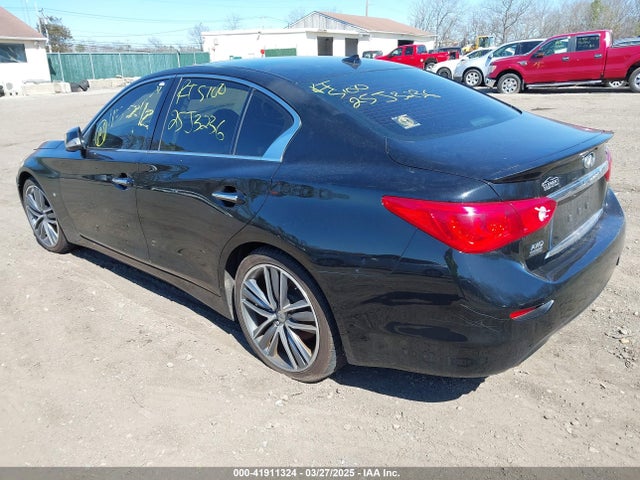 41911324 :رقم المزاد ، JN1BV7ARXFM404010 vin ، 2015 Infiniti Q50 Premium/sport مزاد بيع