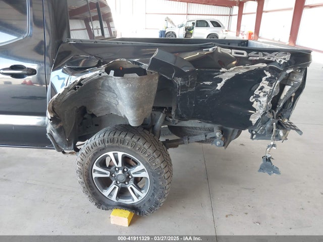 5TFCZ5AN8GX020900 Toyota Tacoma Trd Sport