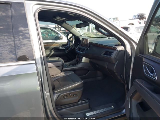 1GNSKFKD2NR138333 Chevrolet Suburban 4wd Premier