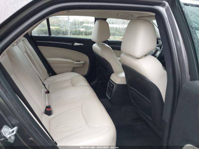 2C3CCAAG7FH922649 Chrysler 300 Limited