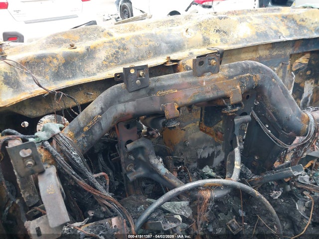 3GTU2VEC4EG389403 GMC l83 - vvt, afm (active fuel management), aluminum