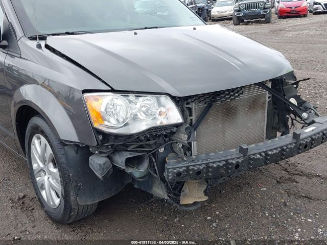 2C4RDGBG5KR664866 Dodge Grand Caravan Se