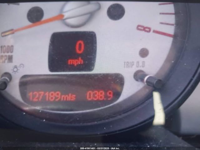 2013 MINI CLUBMAN WMWZF3C52DT490828 Photo 6