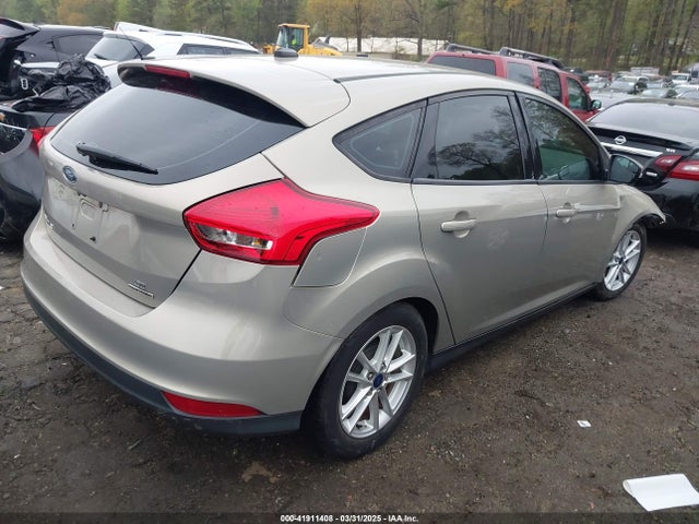 1FADP3K21GL330998 Ford FOCUS SE