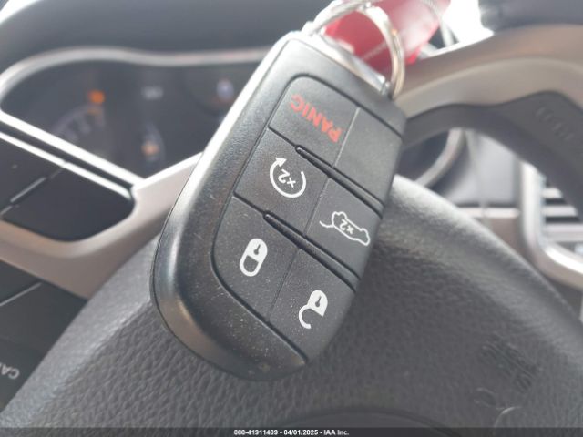 1C4RJEBG3JC239201 Jeep Grand Cherokee Limited 4x2