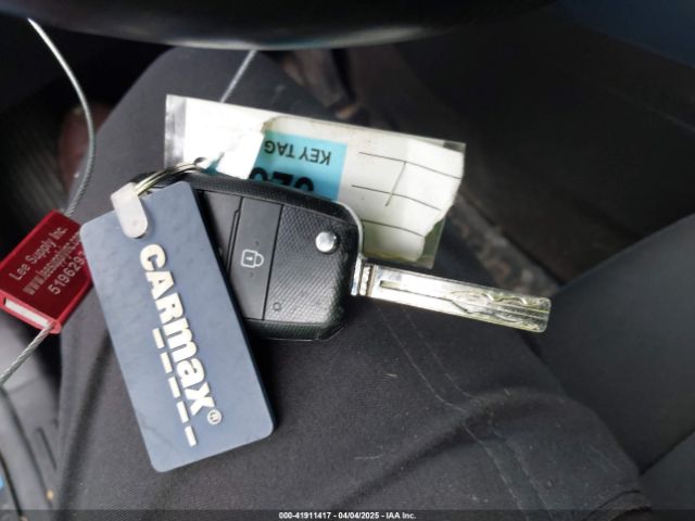 KNDJP3A51F7219819 KIA SOUL +