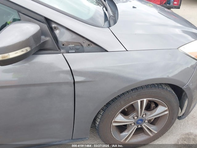 1FADP3F24EL416510 Ford FOCUS SE