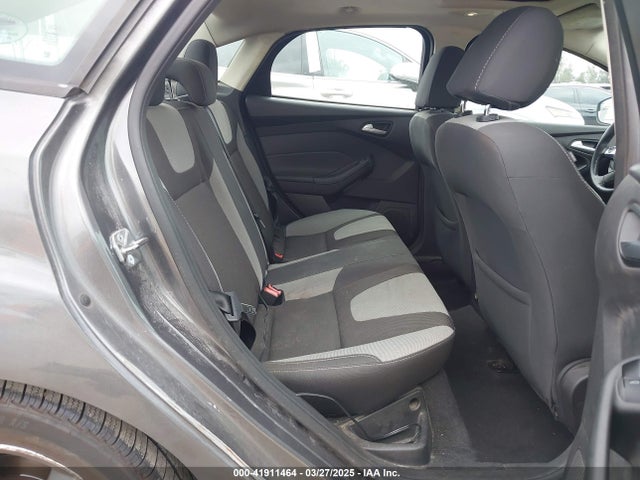 1FADP3F24EL416510 Ford FOCUS SE