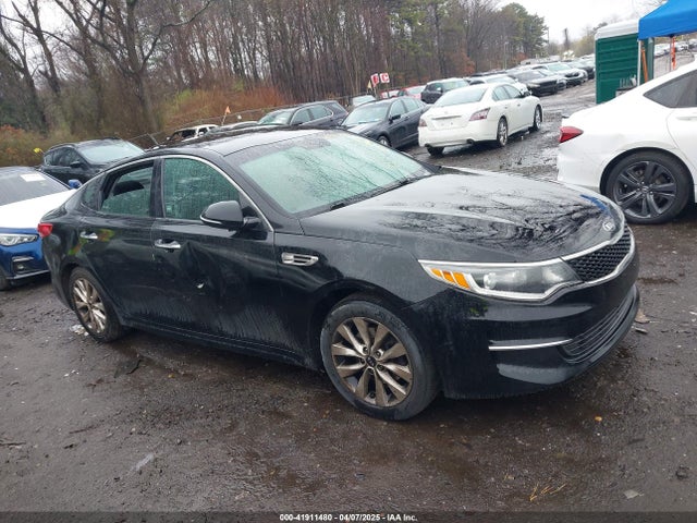 5XXGT4L38JG271181 KIA Optima Lx