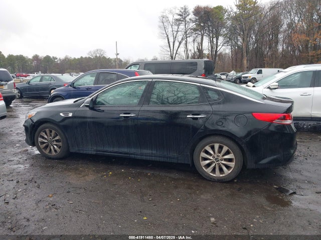 5XXGT4L38JG271181 KIA Optima Lx