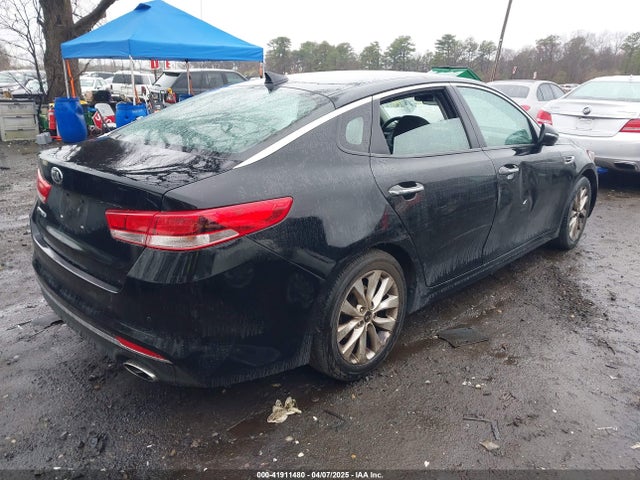 5XXGT4L38JG271181 KIA Optima Lx