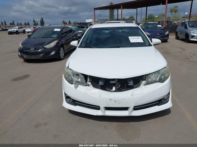 2013 Toyota Camry Se მანქანა იყიდება აუქციონზე, vin: 4T1BF1FKXDU266416, აუქციონის ნომერი: 41911487