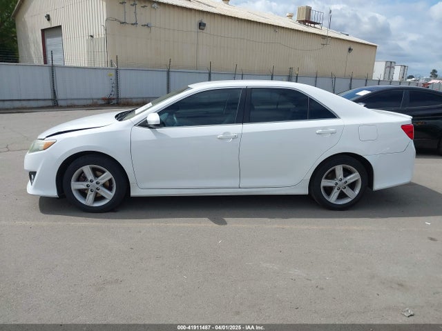 2013 Toyota Camry Se მანქანა იყიდება აუქციონზე, vin: 4T1BF1FKXDU266416, აუქციონის ნომერი: 41911487
