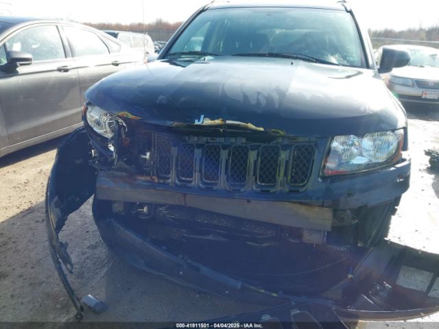 1C4NJDBBXFD114579 Jeep Compass Sport