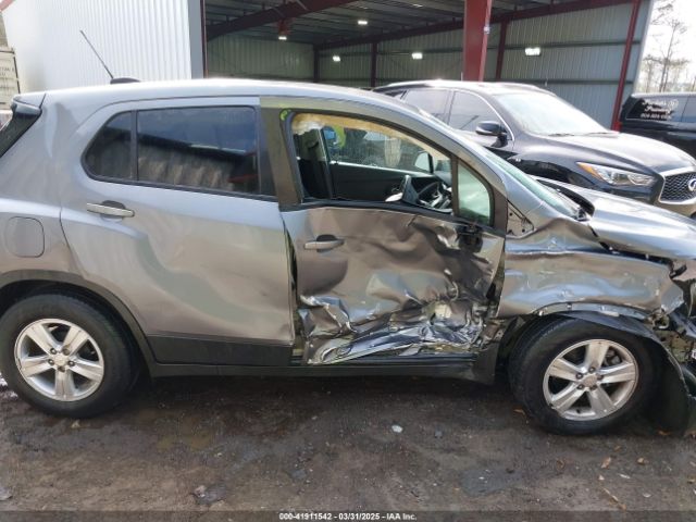 3GNCJKSB0LL272356 Chevrolet Trax Fwd Ls