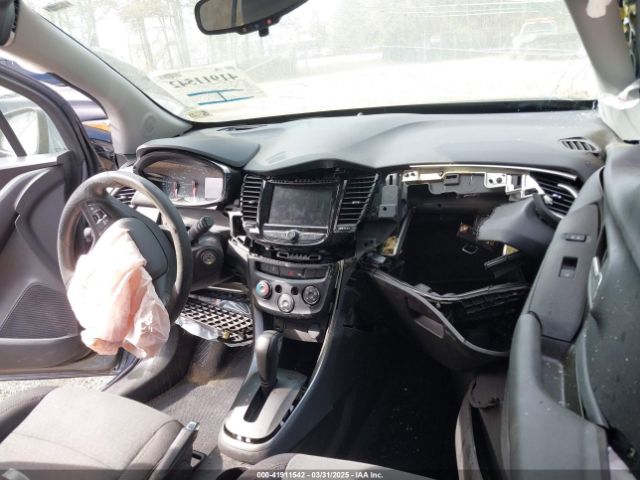 3GNCJKSB0LL272356 Chevrolet Trax Fwd Ls