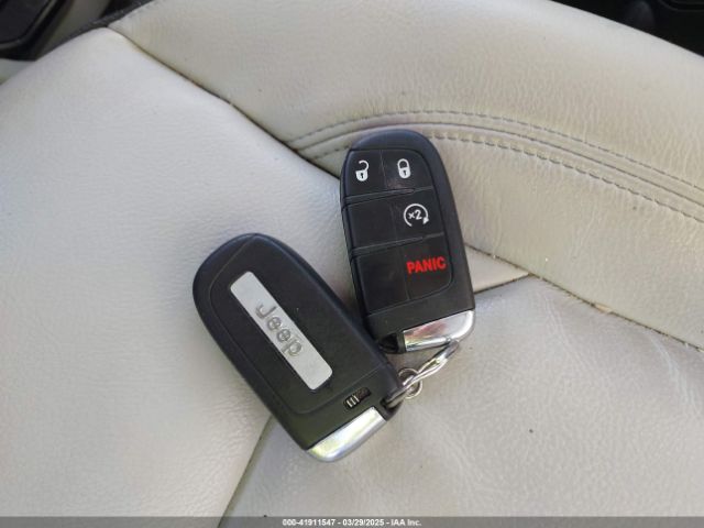ZACNJDD18NPN90248 Jeep Renegade Limited 4x4