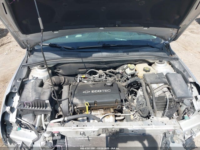 1G1PA5SH9F7261115 Chevrolet Cruze Ls Auto