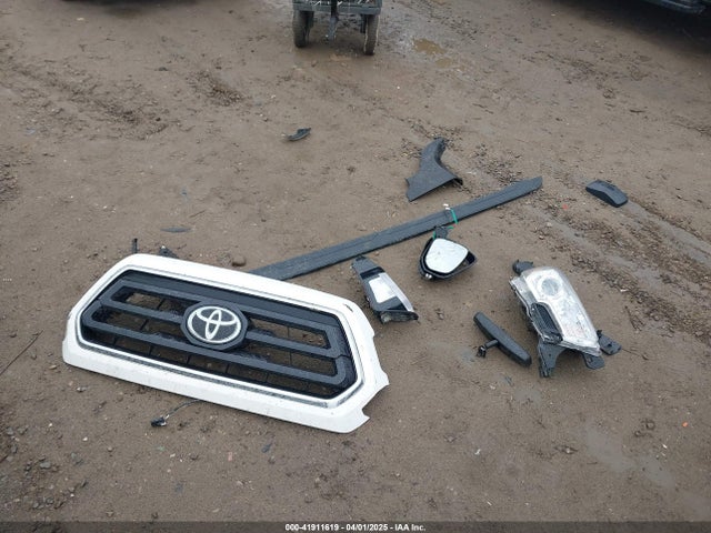 3TYCZ5AN7PT170149 Toyota Tacoma Sr5 V6