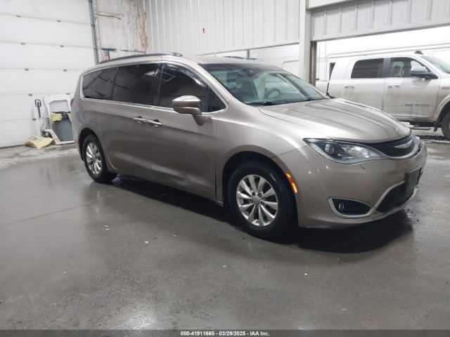 2018 CHRYSLER PACIFICA 2C4RC1FG1JR278437 Photo 0