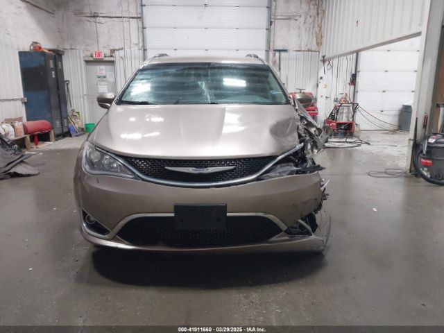2C4RC1FG1JR278437 Chrysler Pacifica Touring Plus