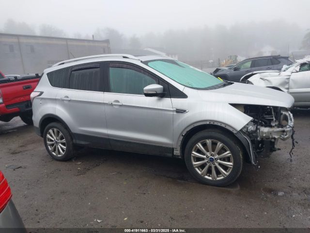 1FMCU9JD0HUA17758 Ford Escape Titanium