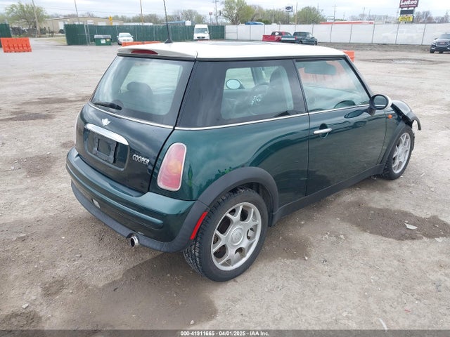 2004 MINI COOPER WMWRC33424TJ62891 Photo 3