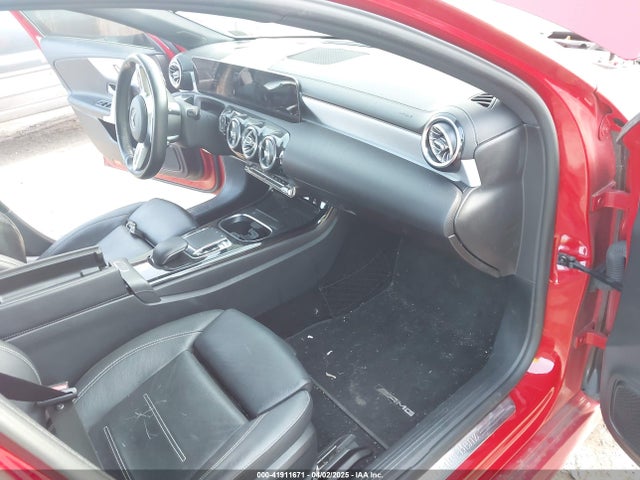 WDD3G4FB3KW025439 Mercedes-Benz A 220 4matic