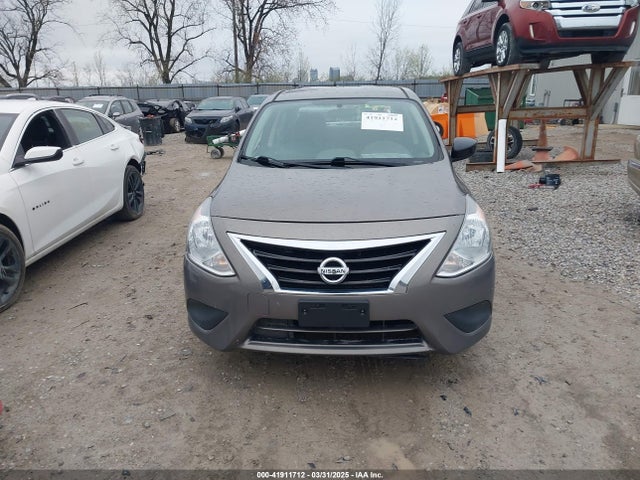 3N1CN7AP5HK442878 Nissan Versa 1.6 Sv