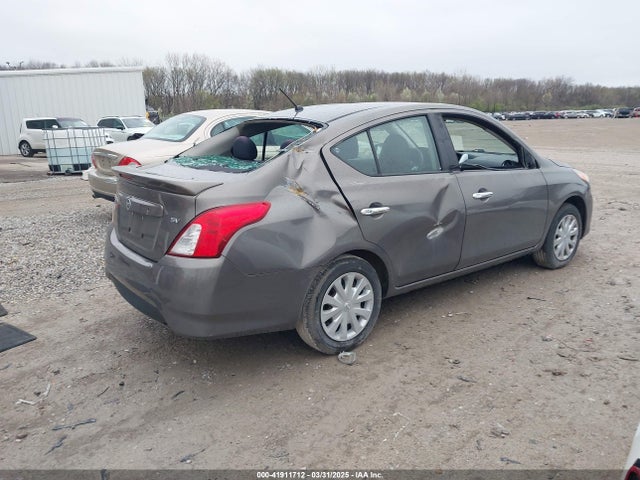 3N1CN7AP5HK442878 Nissan Versa 1.6 Sv