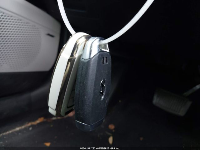 KMHLP4AG1PU590655 Hyundai Elantra Limited