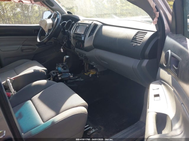 5TFUU4EN0FX147811 Toyota Tacoma Base V6