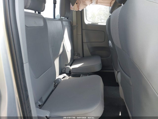 5TFUU4EN0FX147811 Toyota Tacoma Base V6
