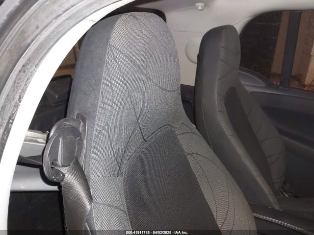 WMEEJ3BA1EK728739 Smart Fortwo Passion/pure