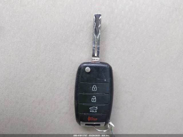 5XXGM4A71FG484886 KIA Optima Lx