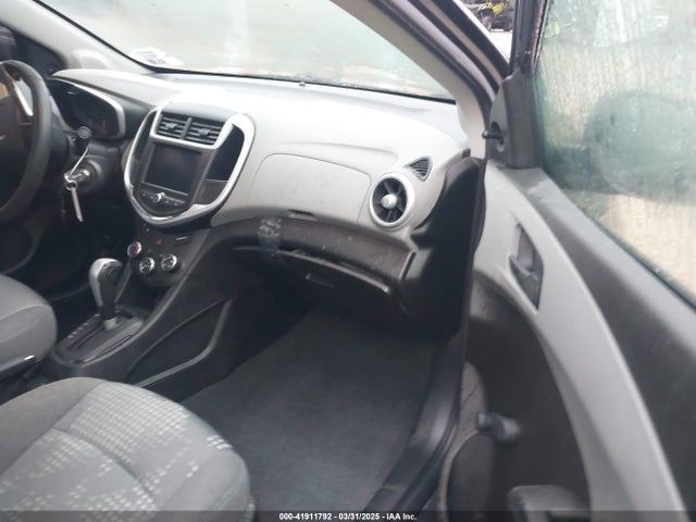 1G1JB5SB5L4142747 Chevrolet Sonic Fwd  Ls